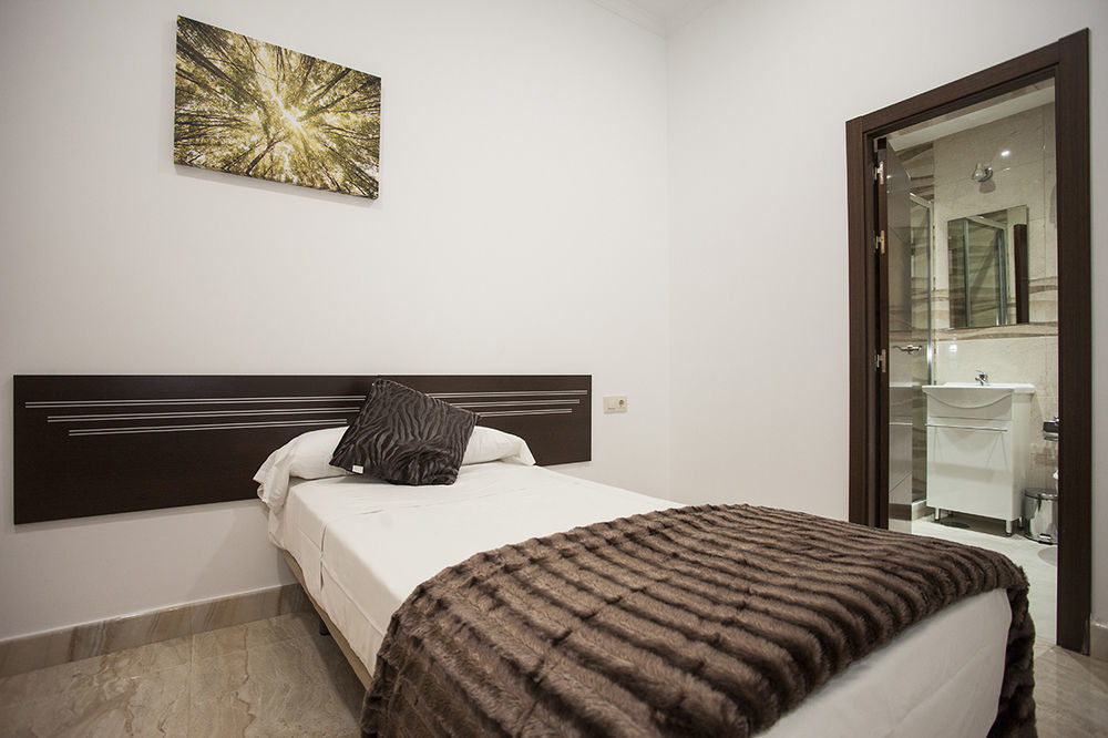 Hostal Rincon De Sol - Centro Madrid - Self Checkin מראה חיצוני תמונה